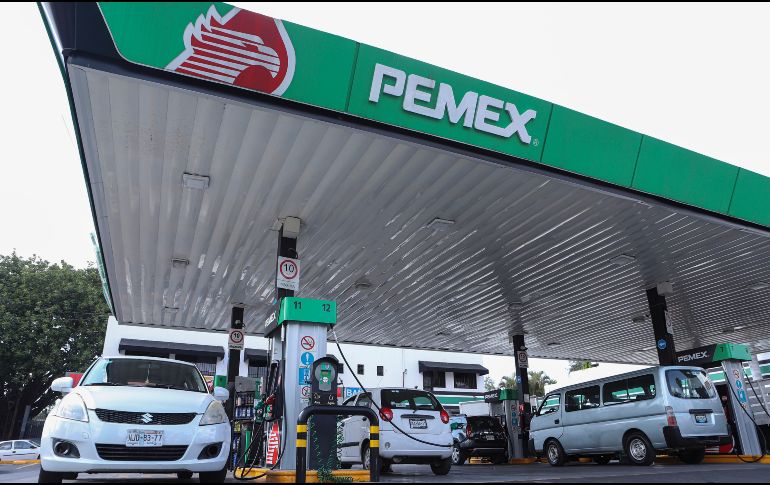 La ratificación ocurre en un contexto en el que Pemex registra una reducción de sus pasivos, pero mantiene una estrecha dependencia del apoyo financiero del Gobierno. EL INFORMADOR / ARCHIVO
