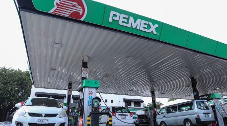 La ratificación ocurre en un contexto en el que Pemex registra una reducción de sus pasivos, pero mantiene una estrecha dependencia del apoyo financiero del Gobierno. EL INFORMADOR / ARCHIVO