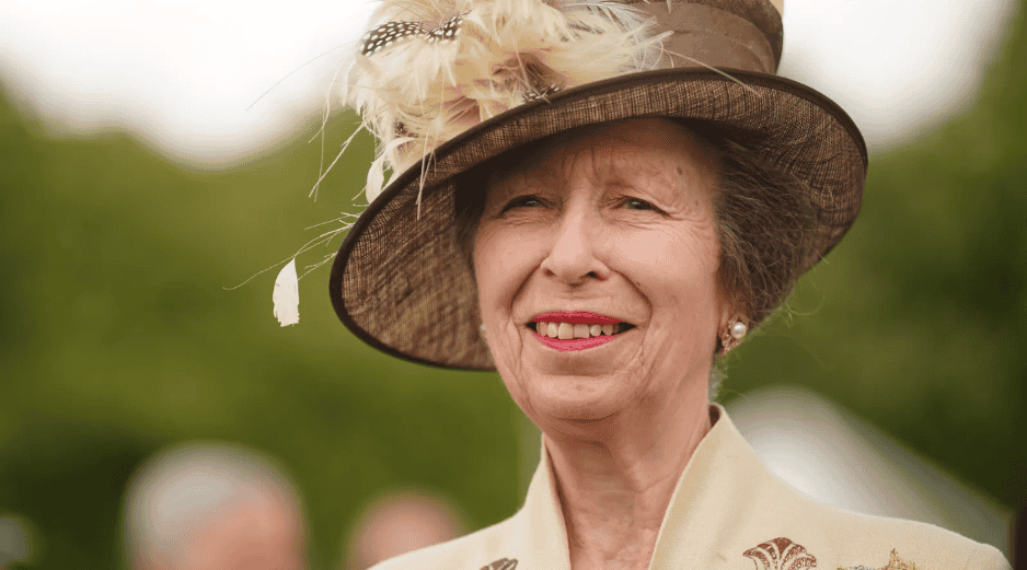 La hermana del rey Carlos III se ha convertido en el miembro más popular de la familia real británica, consolidándose como el pilar más estable y respetado de la monarquía británica en 2026. ESPECIAL