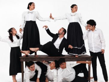 "La enemiga del pueblo", a se presentará los domingos 18 y 25 de octubre, y 1 y 8 de noviembre, a las 17:00 horas, en la Sala de Cámara del Teatro Degollado. CORTESÍA/Agustín Franco