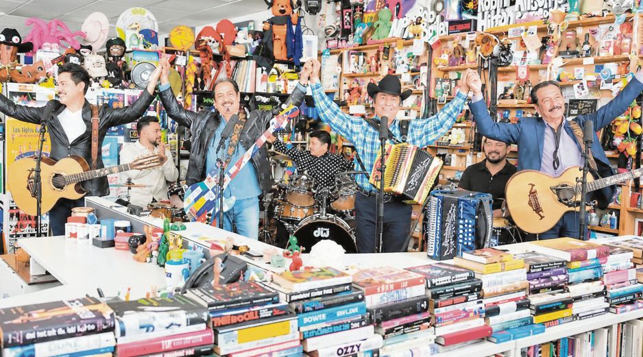Los Tigres del Norte. La agrupación protagonizó una sesión de Tiny Desk de NPR Music, en la que reivindicó la identidad migrante. ESPECIAL