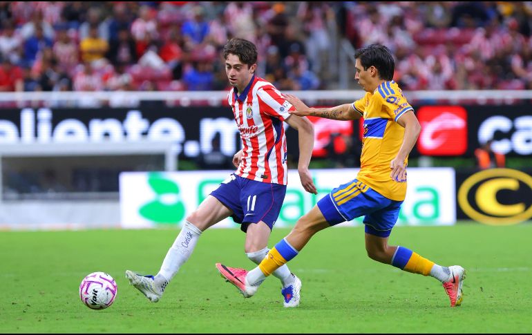 El Guadalajara aprovechó la superioridad numérica para presionar hasta el final y evitar la derrota en el Estadio AKRON. IMAGO7.