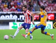El Guadalajara aprovechó la superioridad numérica para presionar hasta el final y evitar la derrota en el Estadio AKRON. IMAGO7.