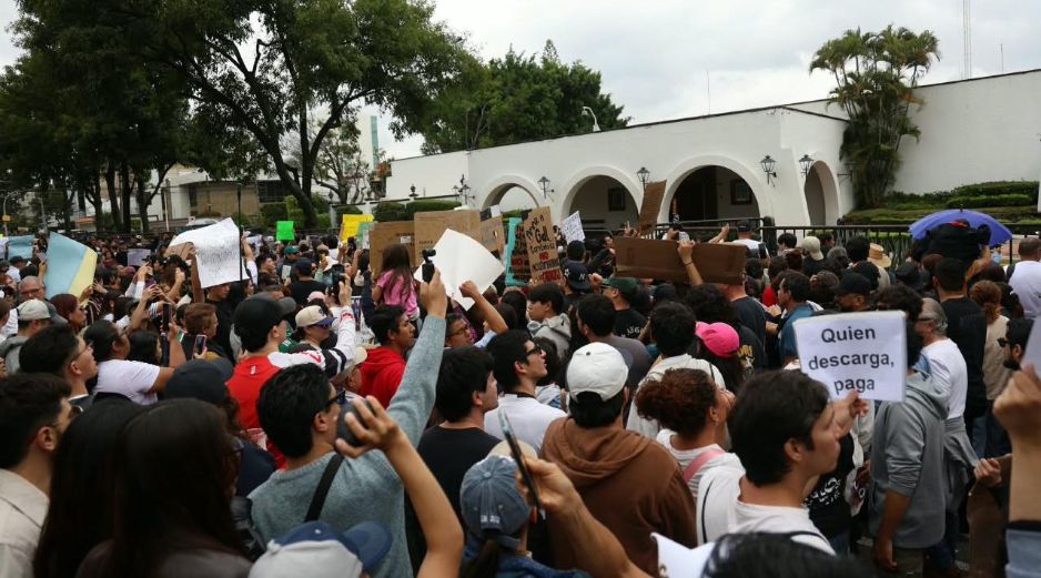 Este domingo 18 de octubre se realiza la segunda manifestación por la calidad del agua en Guadalajara. EL INFORMADOR / ARCHIVO