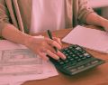 El SAT ha advertido que el contenido que emiten estos proveedores busca respaldar dinero pagado por operaciones que no existieron. PEXELS / M. Nilov