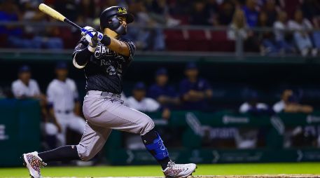 Charros de Jalisco venció 9-6 a los Jaguares de Nayarit en un duelo ofensivo y se quedó con su segunda serie de la temporada. CORTESÍA/CHARROS DE JALISCO.