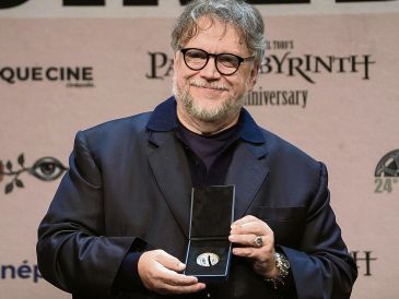 Guillermo del Toro respaldó las manifestaciones contra la contaminación del agua en Jalisco y advirtió sobre el riesgo de que el fascismo resurja mediante el odio y la división social. EFE