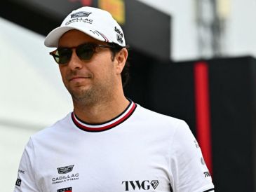 Sergio "Checo" Pérez se prepara para disputar su Gran Premio número 300 en México, una carrera que considera especial por la oportunidad de compartir el momento con su familia y la afición mexicana. AFP / ARCHIVO