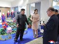 Kim Jong-un reaparece en Pionyang tras fuertes rumores sobre su muerte por hemorragia cerebral. AFP/KCNA