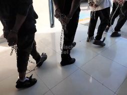 Cinco detenidos por los disturbios durante la protesta por la calidad del agua en Guadalajara fueron trasladados a Puente Grande para enfrentar sus audiencias. ESPECIAL.