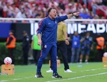Milito asumió su responsabilidad por la derrota ante Querétaro y señaló que recuperar a los lesionados es una de sus prioridades. IMAGO7.