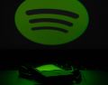 Spotify ha lanzado un nuevo sistema de verificación mediante códigos QR dinámicos para su plan Premium Familiar. Unsplash