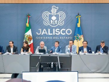 El gobernador Pablo Lemus encabezó el encuentro con sectores académicos, empresariales y sociales. ESPECIAL