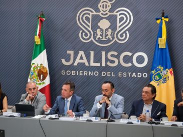 Diálogo por el Agua. El gobernador Pablo Lemus encabezó el encuentro, donde asumió la responsabilidad de resolver la crisis hídrica y llamó a sumar esfuerzos a todos. ESPECIAL