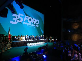 De acuerdo con AMPI, de un padrón de más de 20 mil agentes inmobiliarios que operan en Jalisco, solamente 250 cuentan con cédula profesional. EL INFORMADOR/ J. Acosta