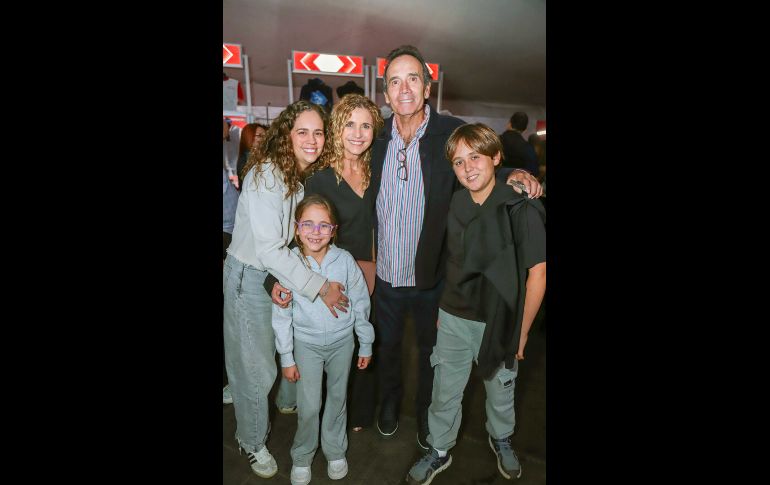 Natalia Quirarte, María Preciado Chely Villa, Fernando Quirarte y Andrés Preciado.