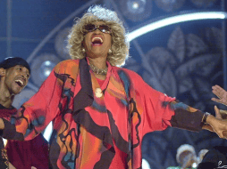 Celia Cruz rompió barreras en una industria dominada por hombres y reivindicó sus raíces afro-latinas. AP / ARCHIVO