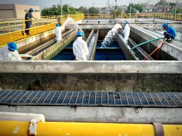 El experto dijo que deben revisarse los proyectos planteados, así como construir acuerdos políticos y sociales que permitan concretar las obras anunciadas para Jalisco. SIAPA