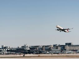 Mientras tanto, Estados Unidos ordenó el miércoles a algunos diplomáticos y a las familias de empleados del gobierno estadounidense que abandonaran Arabia Saudí. UNSPLASH