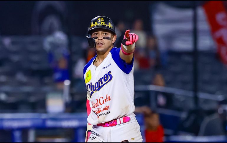 Carlos Mendívil pegó jonrón en la séptima entrada. CORTESÍA/Charros de Jalisco