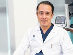 El doctor Ricardo Aldana Fernández destaca que cada ojo posee un sistema óptico único y para su perfecta corrección requiere un análisis profundo para lograr resultados óptimos. EL INFORMADOR