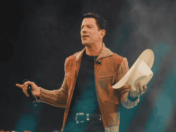 El cantante Yahir aclaró su estado de salud ante los medios, descartando tener alguna enfermedad grave en sus cuerdas vocales. INSTAGRAM/@yahirmusic