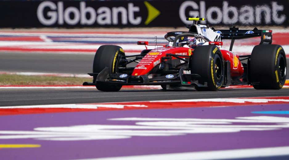 Lewis Hamilton encabezó la tabla de tiempos en el último entrenamiento libre del GP de Estados Unidos. EFE / D. Safranek