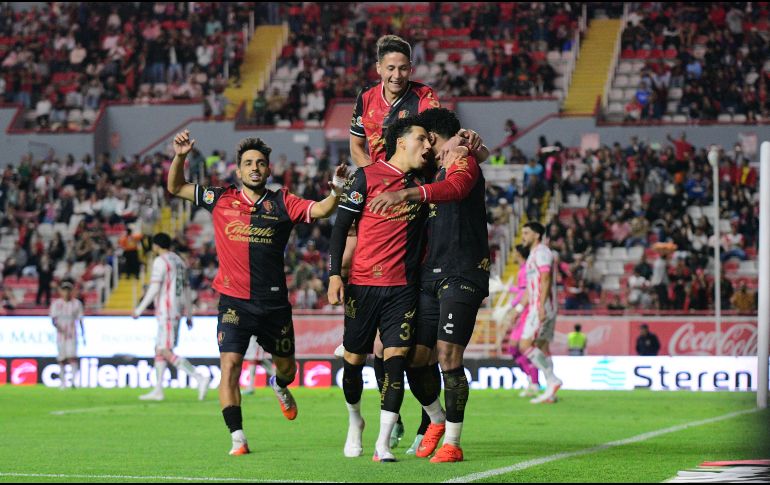 La localía se ha convertido en una deuda pendiente para los rojinegros que acumulan dos derrotas y tres empates en sus últimos encuentros en el Estadio Jalisco. IMAGO7