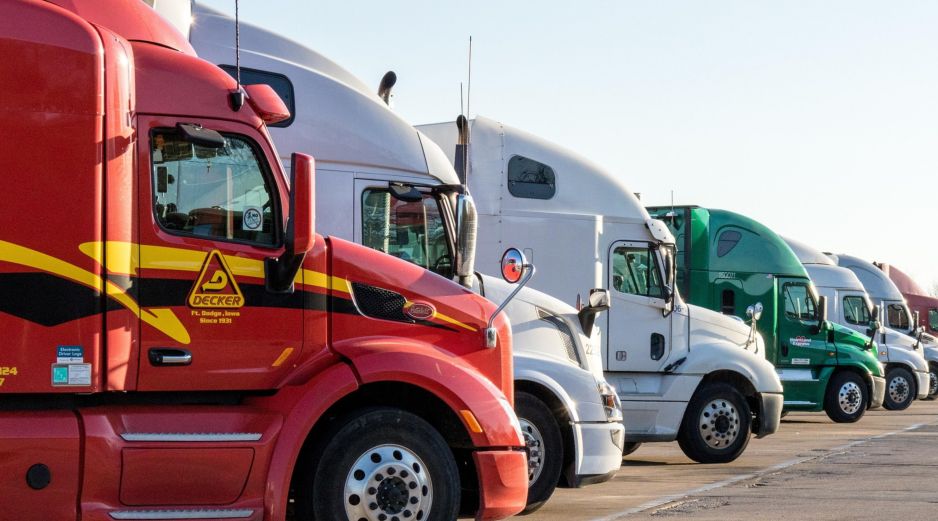 Este lunes 26 de octubre, transportistas iniciarán un paro nacional indefinido a partir de las 8:00 horas. ESPECIAL/PIXABAY