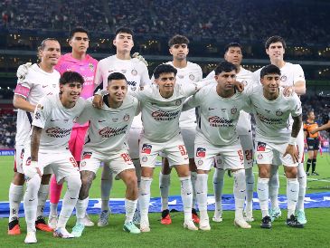 Efraín Flores destacó la recuperación futbolística de Chivas bajo el mando de Gabriel Milito y consideró que pudo conseguir una victoria más amplia ante Monterrey. IMAGO7.