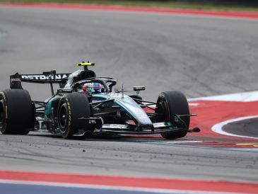 Antonelli se impuso en Austin por delante de Charles Leclerc y Max Verstappen, y mantiene el liderato del Mundial con ventaja sobre sus perseguidores. EFE.