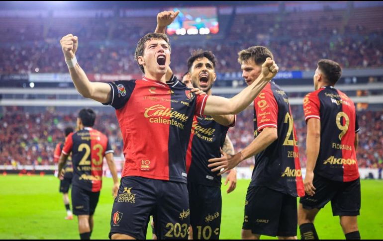 Atlas se impuso 4-3 al Puebla en el Estadio Jalisco, con doblete de José Martín, en un duelo lleno de emociones. EL INFORMADOR/J. ACOSTA.