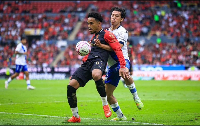 Atlas se impuso 4-3 al Puebla en el Estadio Jalisco, con doblete de José Martín, en un duelo lleno de emociones. EL INFORMADOR/J. ACOSTA.