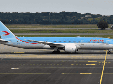 Para cubrir el trayecto se utilizarán aeronaves Boeing 787 Dreamliner, utilizadas en operaciones de larga distancia. CORTESÍA