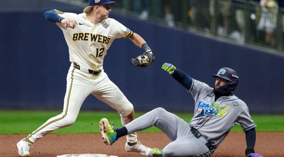Los Cerveceros consiguieron una ventaja de 2-0 en la serie tras ganar los dos encuentros iniciales en el American Family Field sobre los Rays. EFE / R. Harried
