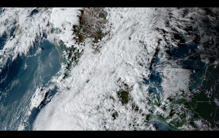 Del 26 de octubre al 1 de noviembre, México enfrentará lluvias intensas y cambios bruscos de temperatura debido a la tormenta tropical Vance, un frente frío y el fenómeno de El Niño. AP/NOAA