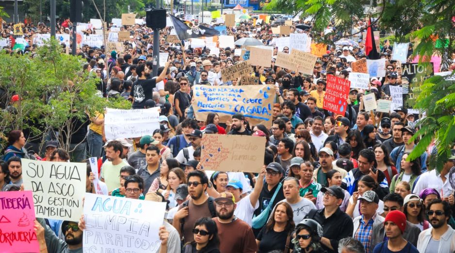 A raíz de la manifestación, la CEDHJ recibió 25 quejas contra elementos de la Policía Estatal por presuntos actos de abuso de autoridad. EL INFORMADOR