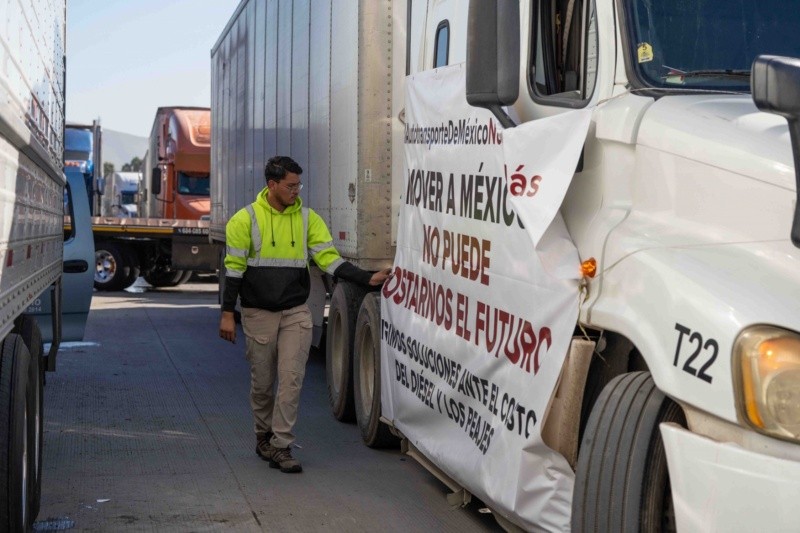 El paro nacional de transportistas arrancó el lunes 26 de octubre. SUN/A. Melo
