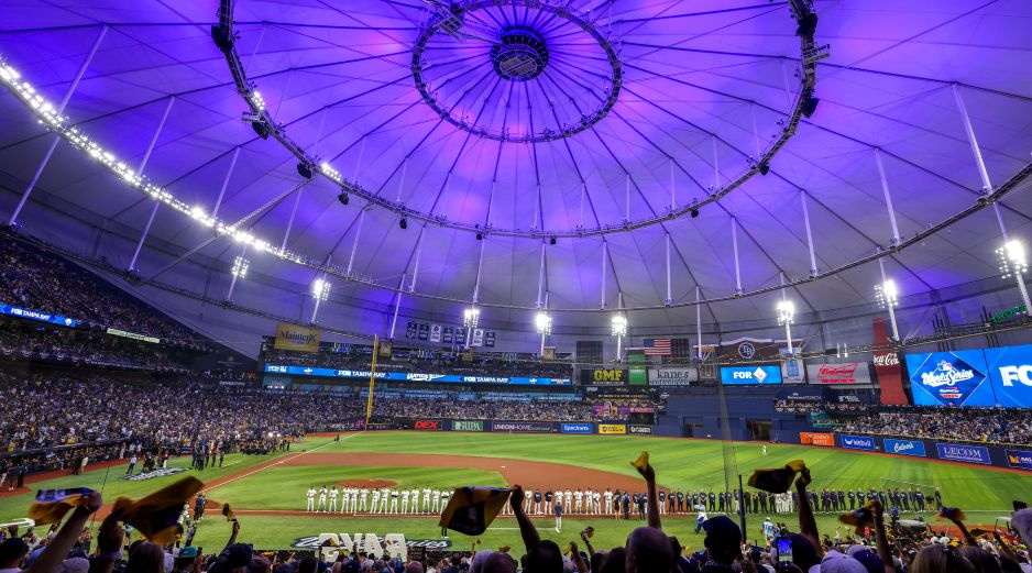 Los Brewers de Milwaukee están a una victoria de proclamarse campeones de la Serie Mundial 2026 ante los Rays de Tampa Bay. EFE / G. Bogdon