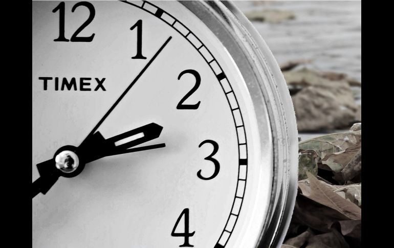El 1 de noviembre de 2026, varios municipios de la frontera norte de México atrasarán sus relojes por el horario de invierno. ESPECIAL/PIXABAY