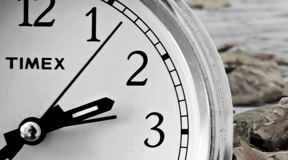 El 1 de noviembre de 2026, varios municipios de la frontera norte de México atrasarán sus relojes por el horario de invierno. ESPECIAL/PIXABAY