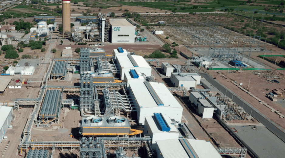 En su análisis de doble materialidad, la compañía señala que estos factores pueden afectar el bienestar de los hogares y su capacidad para mantener el acceso al suministro eléctrico. CFE