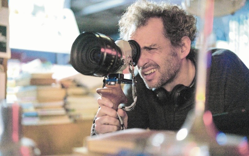&nbsp;Jonás Cuarón. El director recurre al boxeo y la comedia para explorar las contradicciones del sueño americano. CORTESÍA