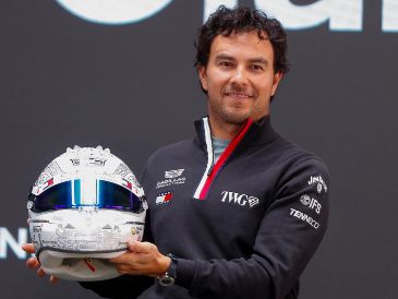 Cadillac apuesta por la experiencia y el liderazgo de Checo Pérez para afrontar la siguiente etapa de su desarrollo, mientras el mexicano prolonga su trayectoria en la F1. EFE / I. Esquivel