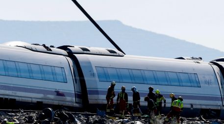 España ha pasado décadas construyendo la mayor red ferroviaria de alta velocidad de Europa, solo superada por la de China. EFE / C. Moya