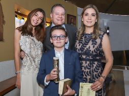 Amanda Gómez Álvarez Ramírez, Juan José Gómez Álvarez Watababe, Marcela Ramírez Ruiz y Juan José Gómez Álvarez Ramírez. GENTE BIEN JALISCO / Revista del 30 de octubre 2026