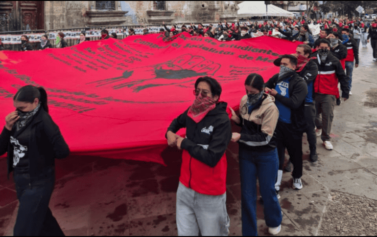 Los estudiantes manifestaron su preocupación por las condiciones en las que se desarrolla su formación como futuros docentes. EL INFORMADOR/ J. Velazco