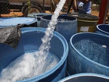 La propuesta del CICEJ incluye aprovechar agua tratada para usos industriales y urbanos, captar agua de lluvia y recuperar cuerpos de agua. EFE/ARCHIVO