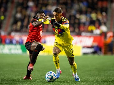 Las Águilas del América y los Xolos de Tijuana se enfrentan en el duelo pendiente de la fecha 7 con sus cuadros estelares definidos. IMAGO7.