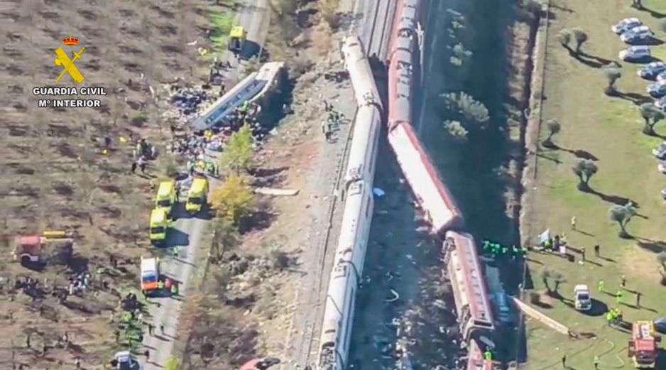 De acuerdo con cifras del Gobierno español, el número de fallecidos por el choque de trenes en Toledo ascendió a al menos 68. EFE/Guardia Civil Española
